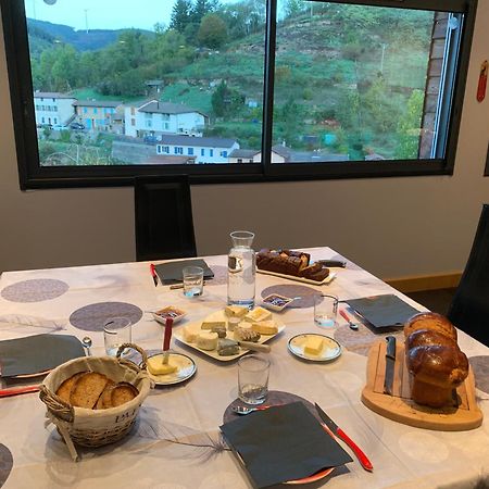 Domaine De La Rue De La Tour Bed & Breakfast Valsonne Dış mekan fotoğraf